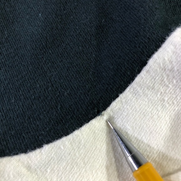 Taz Looney Tunes 1994 Warner Bros Travel Safari Vintage Button Off White T Shirt - Picture 10 of 14